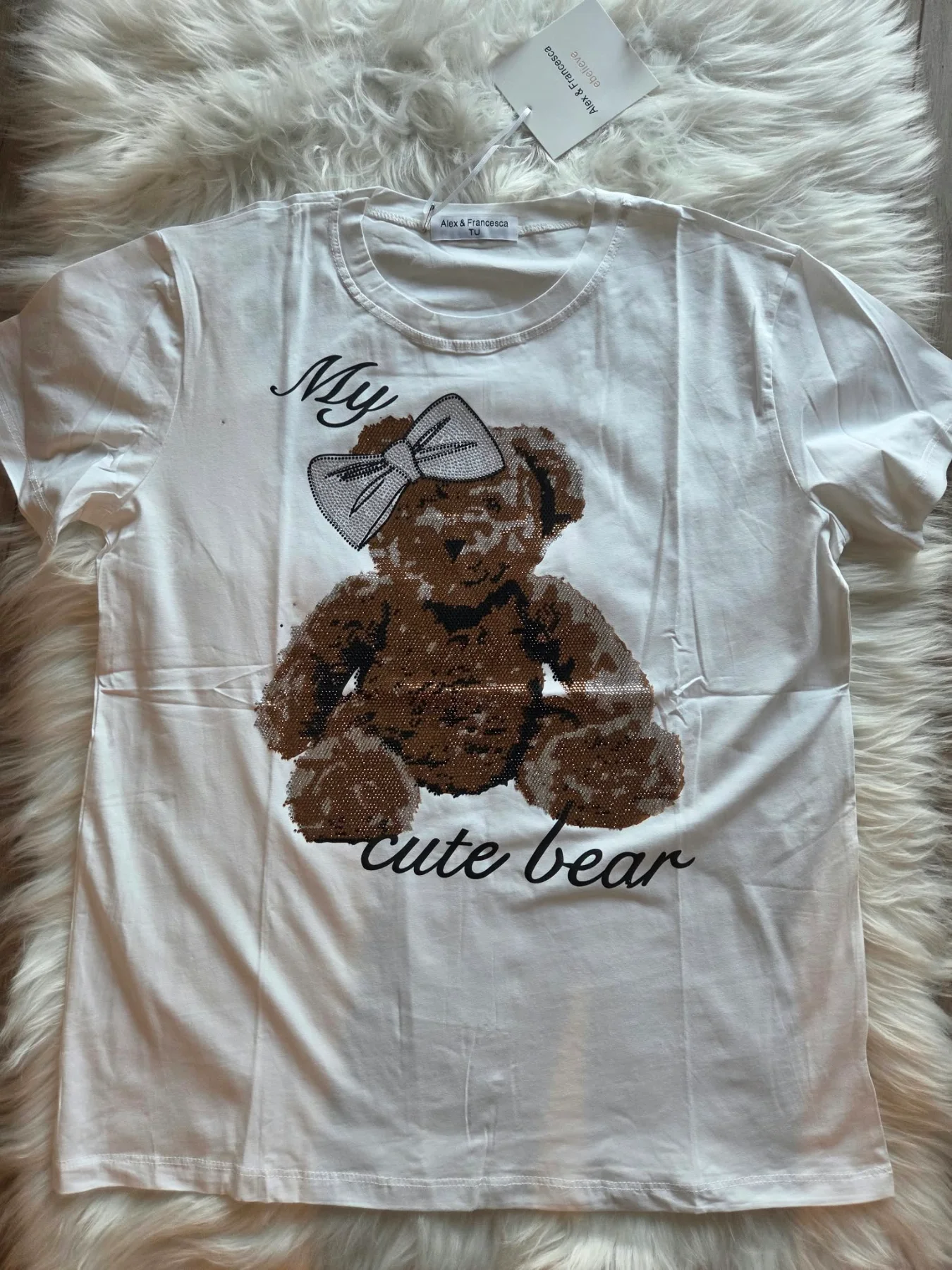 strasszos póló, macis női póló, csillogó köves felső, "My cute bear" póló, pamut női póló, Alex & Francesca póló, fekete strasszos póló, fehér macis felső.