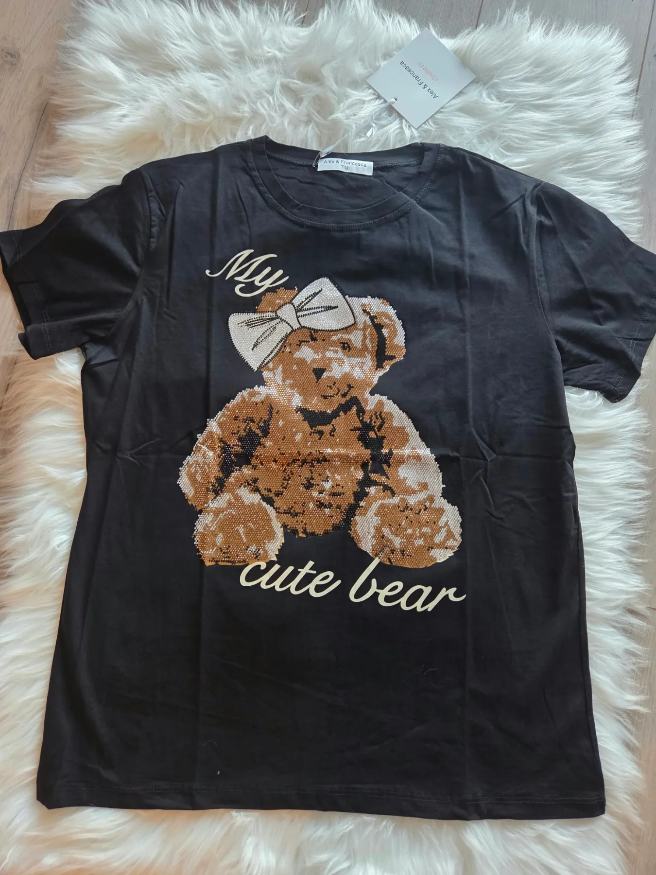 strasszos póló, macis női póló, csillogó köves felső, "My cute bear" póló, pamut női póló, Alex & Francesca póló, fekete strasszos póló, fehér macis felső.